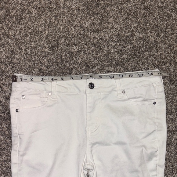 Celebrity Pink Off-White Denim - Picture 4 of 9